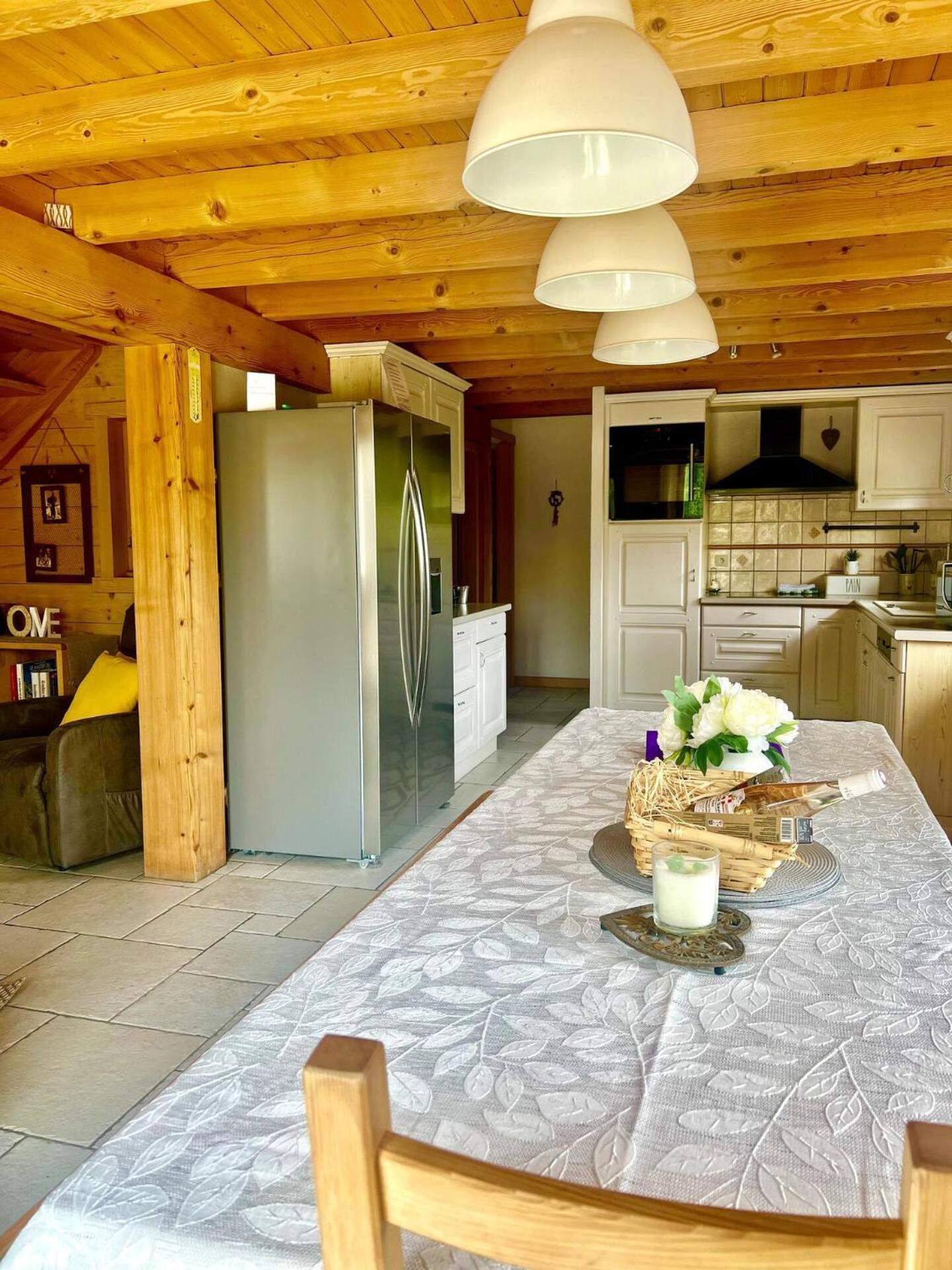 Charming Family Chalet For 8 People, With Private Hot Tub Les Clefs Exteriér fotografie