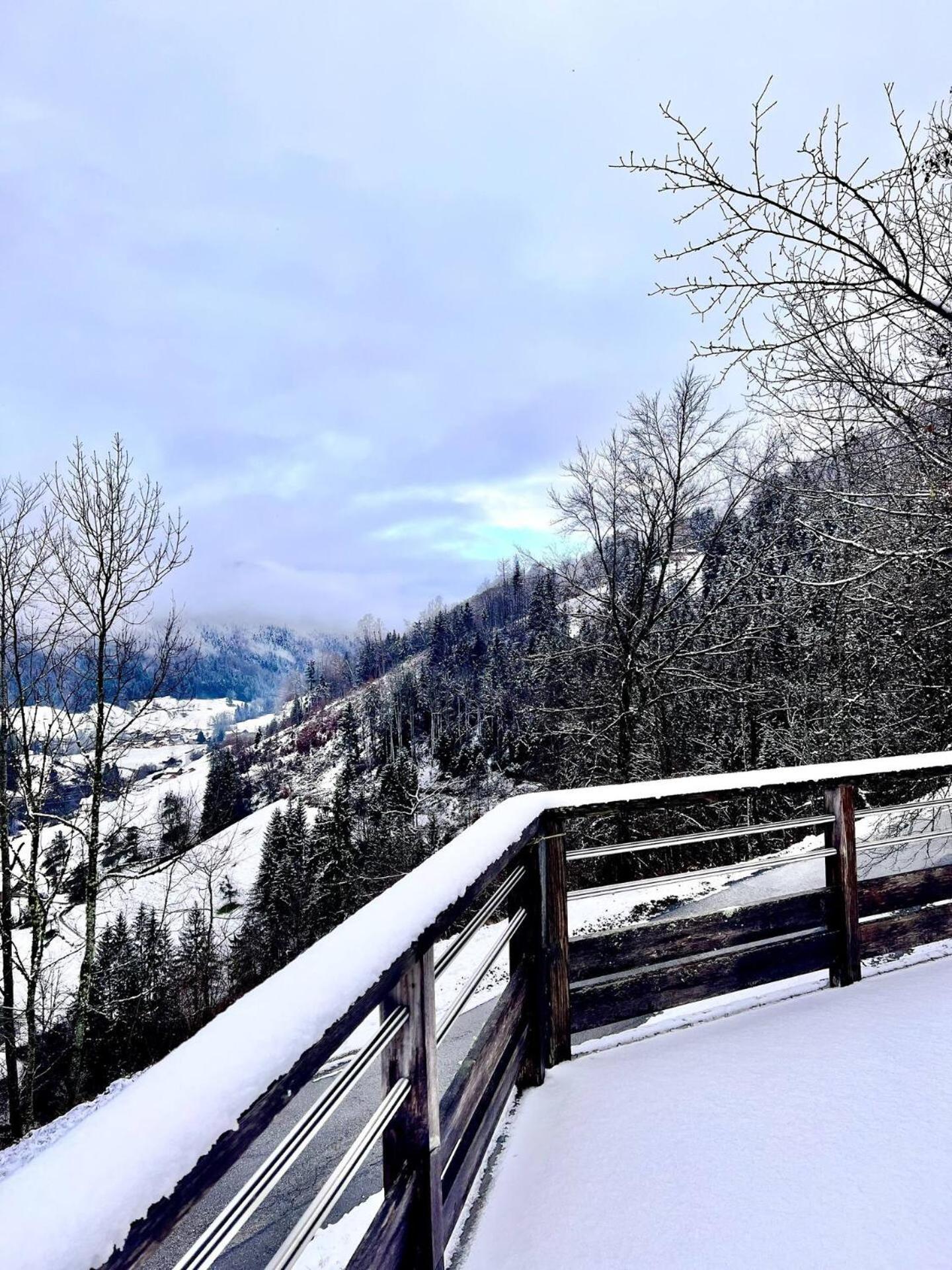 Charming Family Chalet For 8 People, With Private Hot Tub Les Clefs Exteriér fotografie
