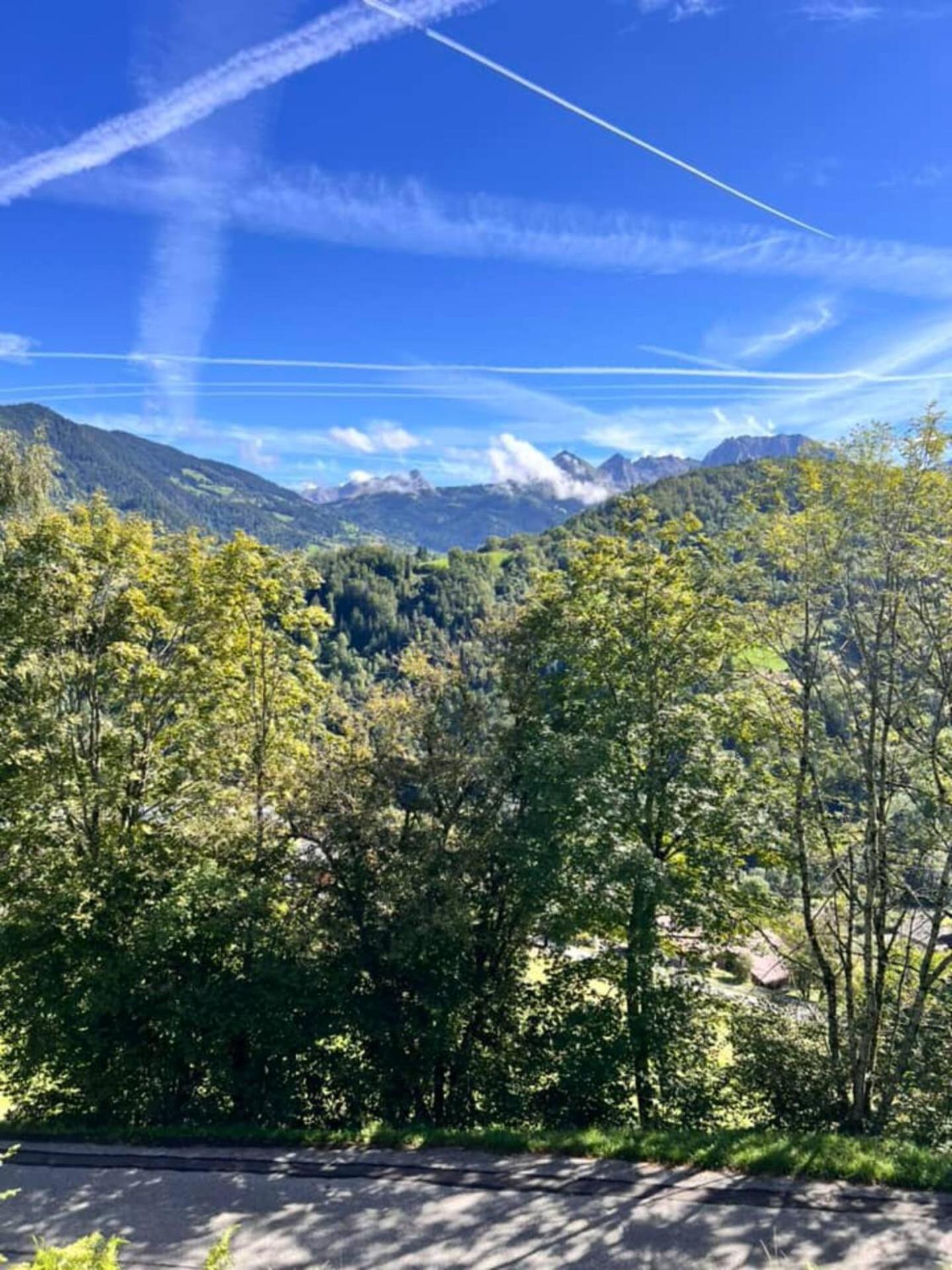 Charming Family Chalet For 8 People, With Private Hot Tub Les Clefs Exteriér fotografie